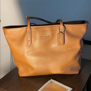 Cognac coach tote